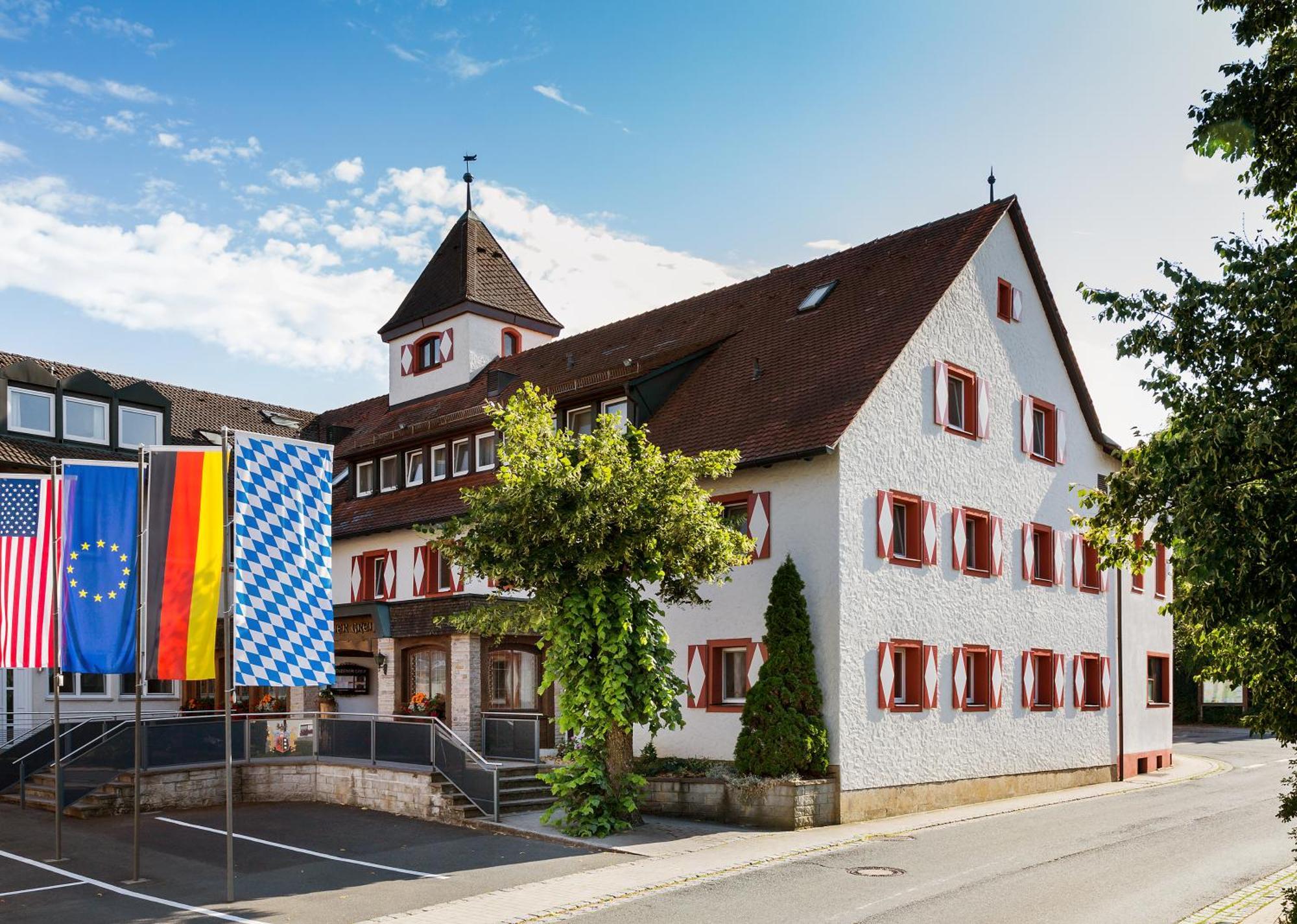 Wirtshaus & Hotel Goldener Greif Edelsfeld Dış mekan fotoğraf